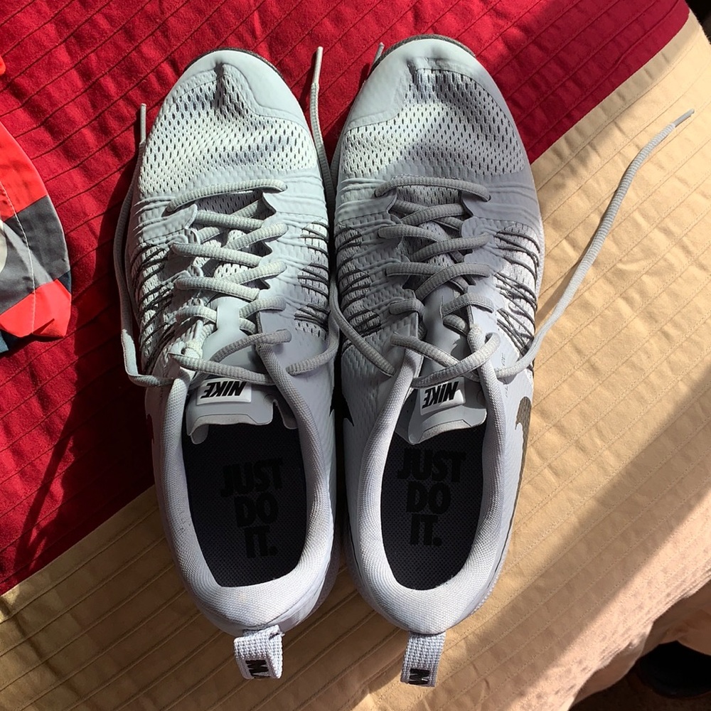 Brand new Nike men’s shoes.